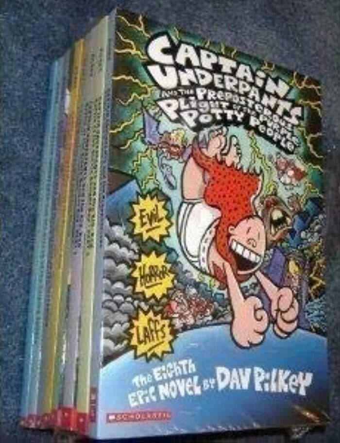 CAPTAIN UNDERPANTS BOX SET (10 BOOKS)